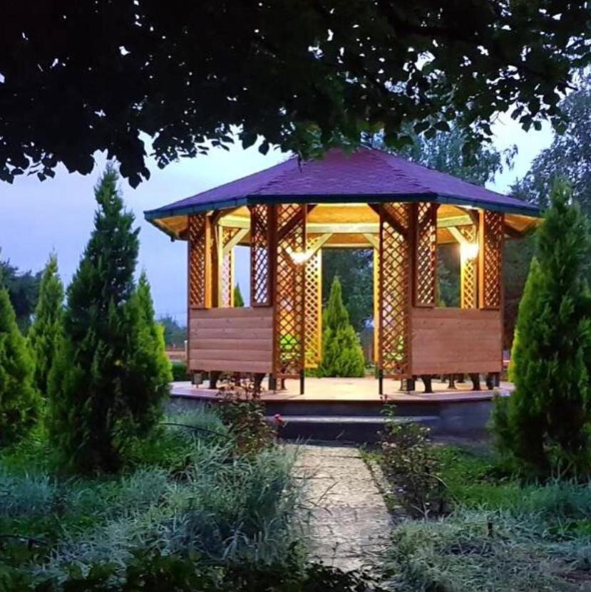 Hotel Ravni Gaj Knic Экстерьер фото